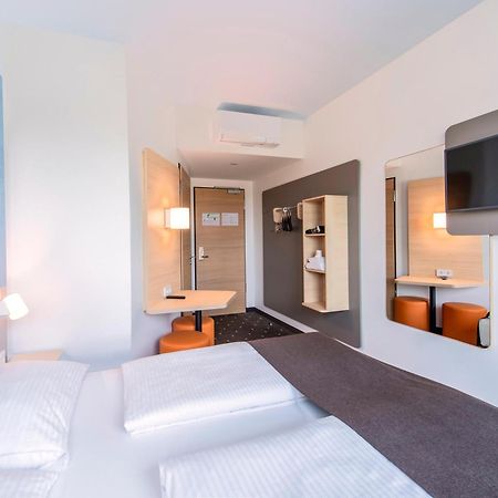 B&B Hotel Augsburg-Nord Buitenkant foto